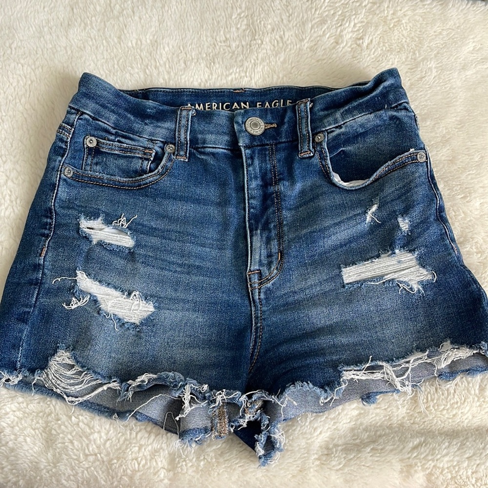 American Eagle high waisted shorts